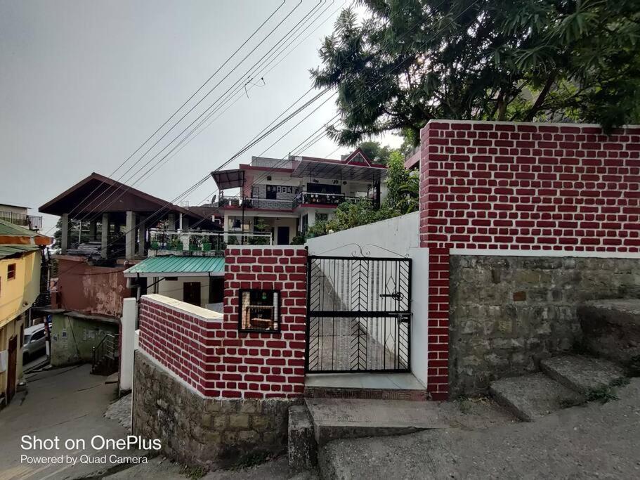 The Wintercrest Villa 达兰萨拉 外观 照片